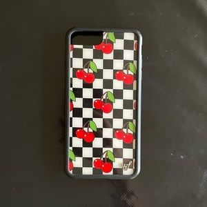 Wildflower Cherry Checkered Iphone 6/7/8 plus case